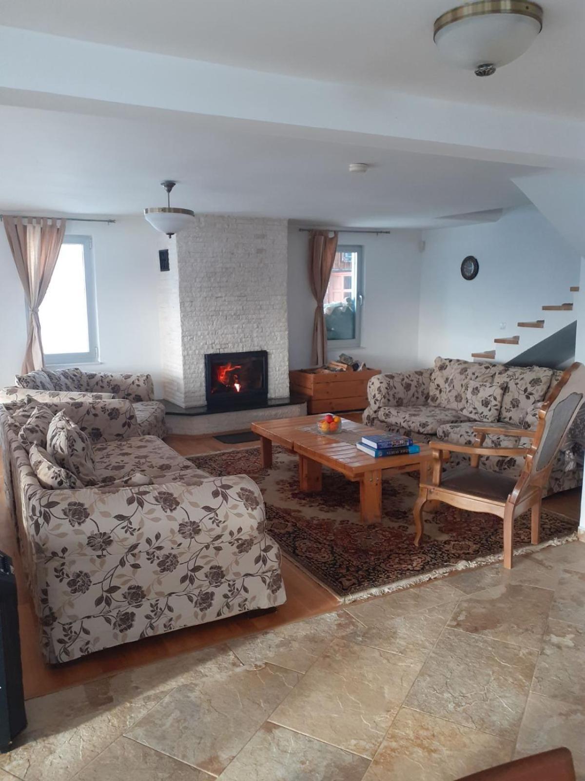 Holiday Home Vila Белашница Экстерьер фото